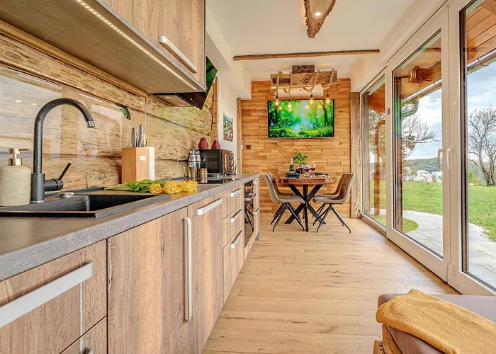 In - Dolenjska & Bela Krajina *